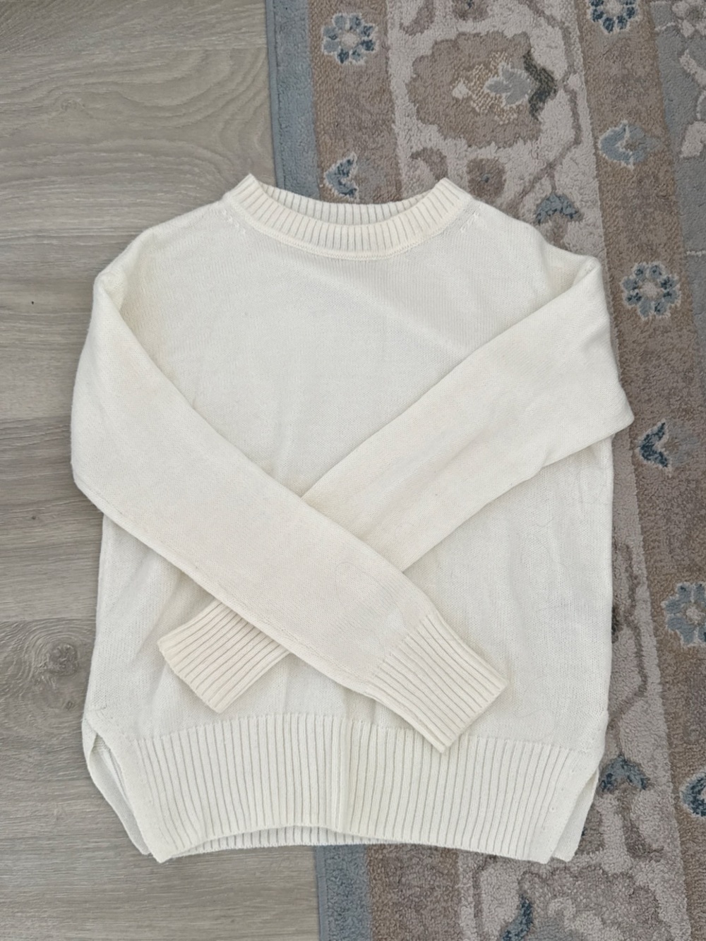 Banana Republic Cream Crewneck Sweater